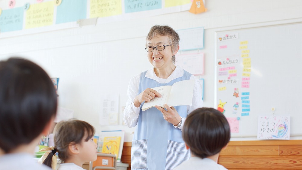 みやおか幼稚園は、昭和46年より幼児教育に取り組む認可私立幼稚園です。